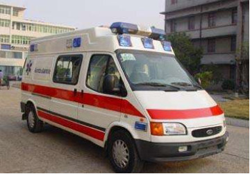 南宁救护车租赁